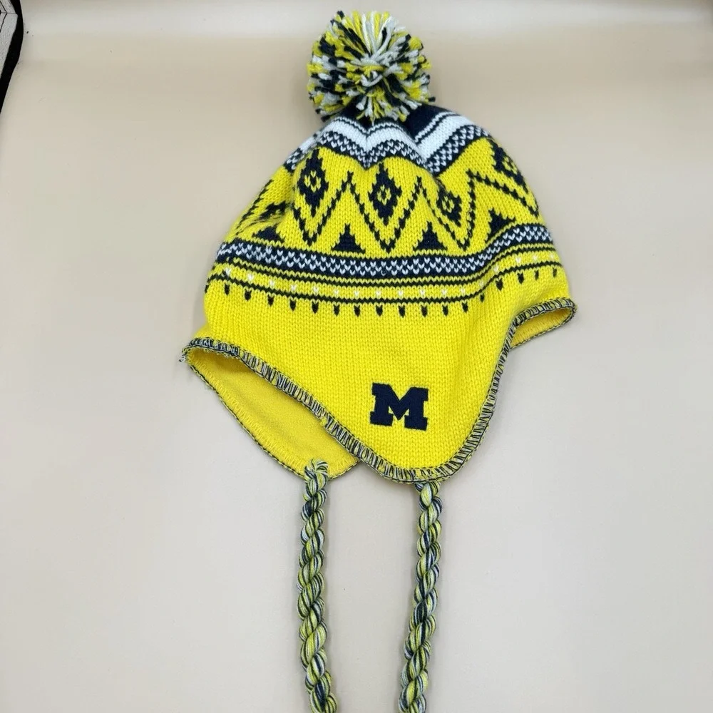 Adidas University of Michigan Logo Knit Earflap Pom Pom Hat Blue Yellow OS